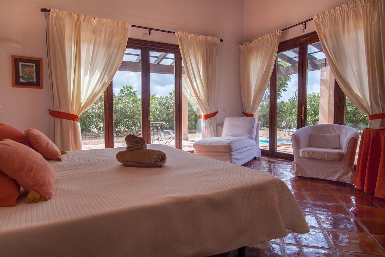 Hotel Es Lloquet (Adults Only) กัมโปส ภายนอก รูปภาพ