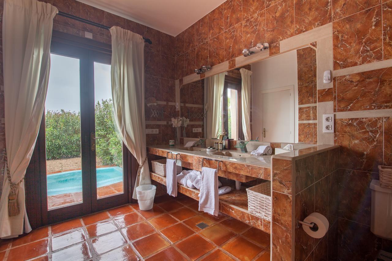 Hotel Es Lloquet (Adults Only) กัมโปส ภายนอก รูปภาพ